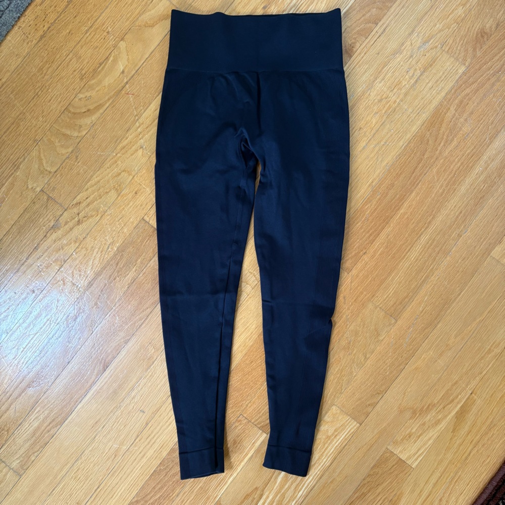 Set Active Black Leggings